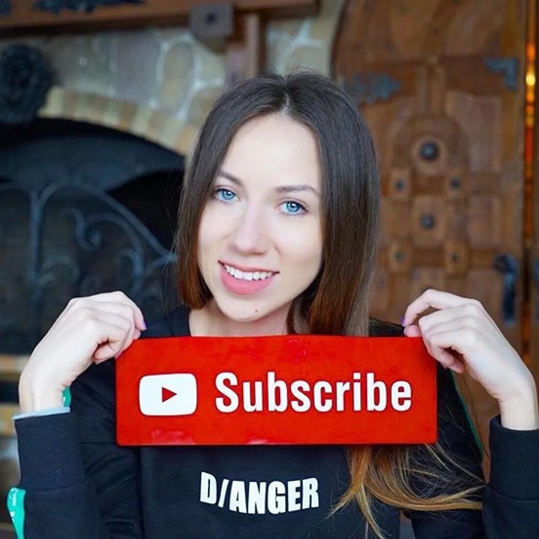 Ellie запись