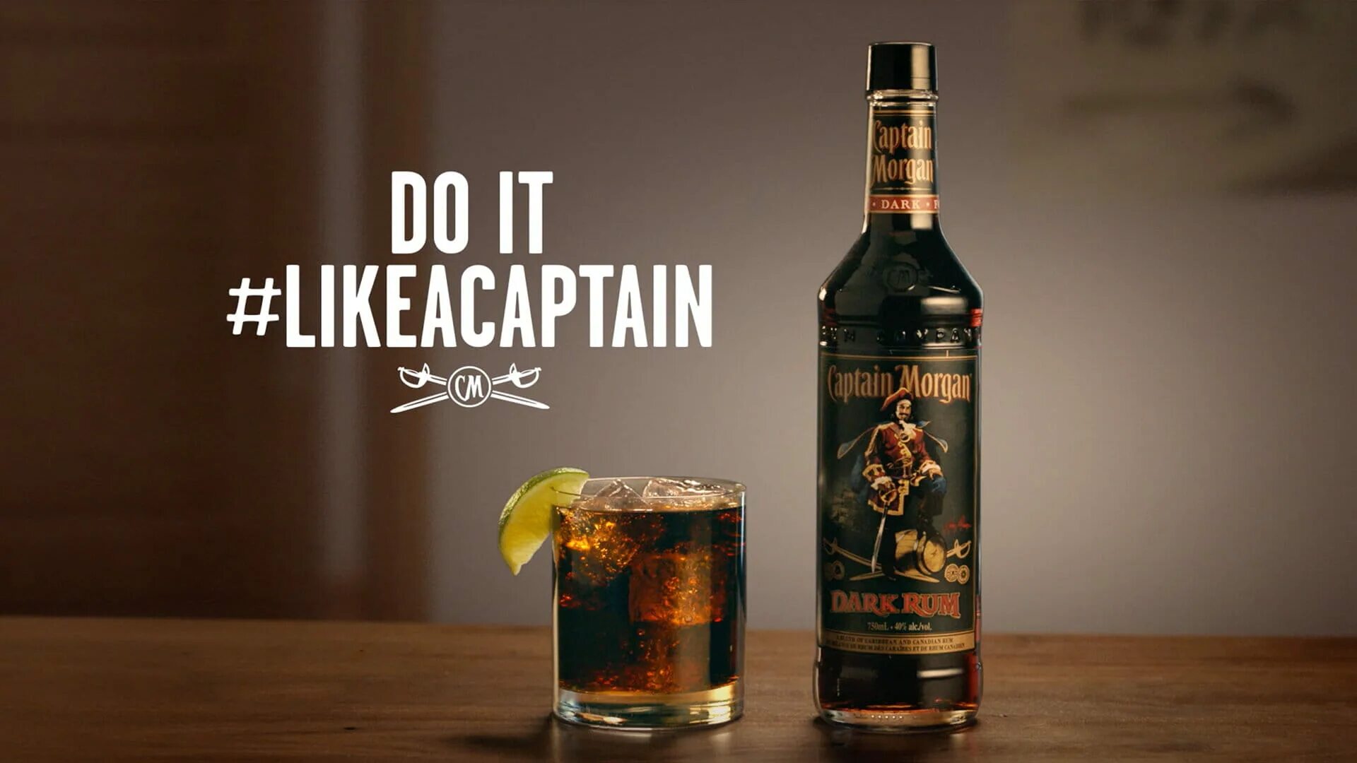 Captain morgan 0.7. Capitan morgan. капитан морган дарк. captain morgan карамельный. капитан морган ром обой.