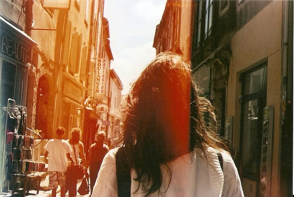 Девушка в Венеции фото спиной. Ломография фотографии. Италия фото на пленочный. Фотографии на пленку детей.