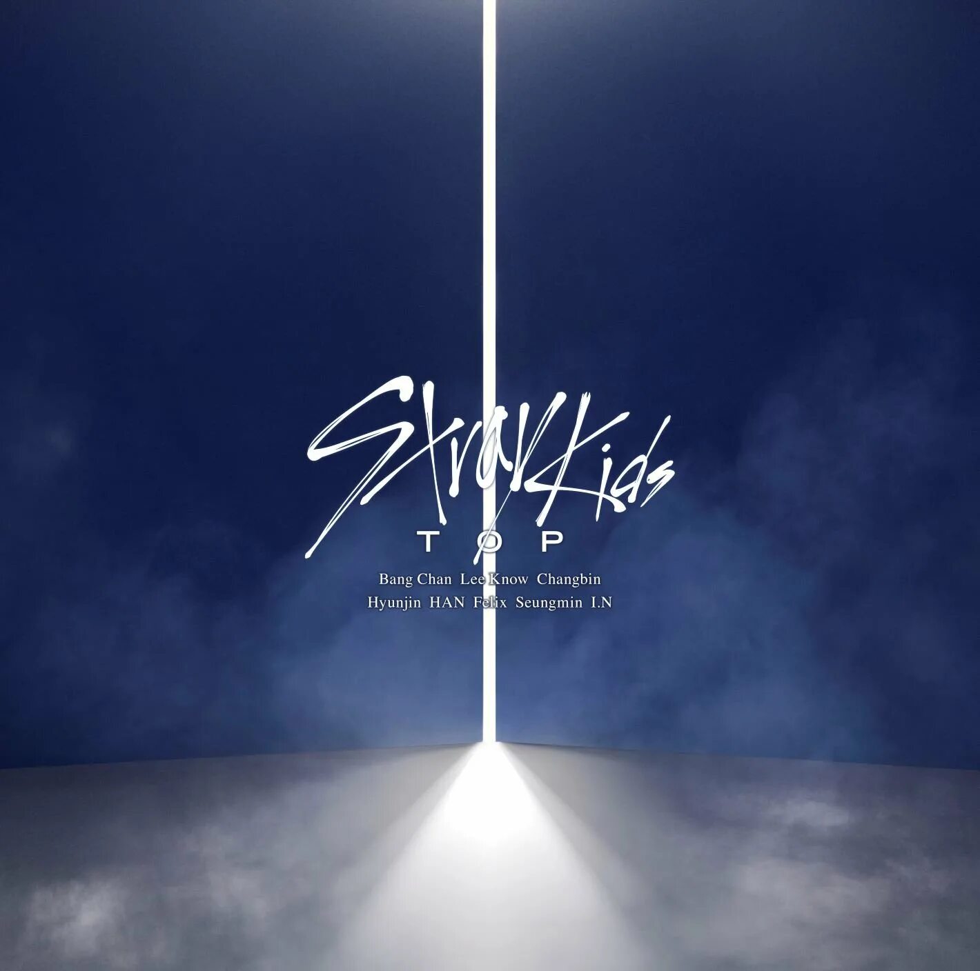 К-поп группы мужские. Stray kids jyp. Thunderous stray. Группа stray kids. Stray kids.
