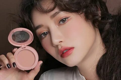 Make up 3