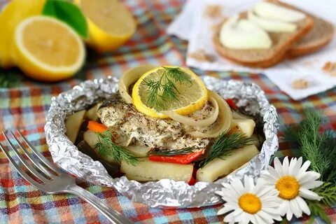 Зубатка запеченная с овощами