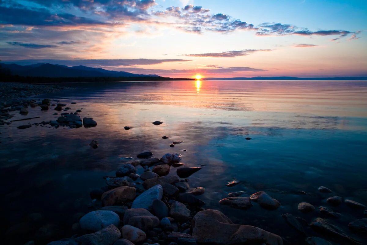Озеро Байкал. Восточная Сибирь Байкал. Озеро Байкал фото. Сибирь озеро Байкал. Красивые виды озера