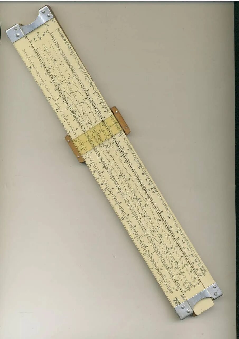 Миллиметр 2 класс. Число делений линейки. Имеется линейка. Имеется линейка. Логометртческас линейка.