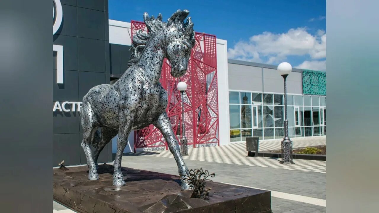 Михайловское ставропольский край. Парк Михайловск Ставропольский край. Михайловск Ставропольский край шпариж. Парк Адмирал Михайловск Ставропольский край. Михайловск парк скульптур.