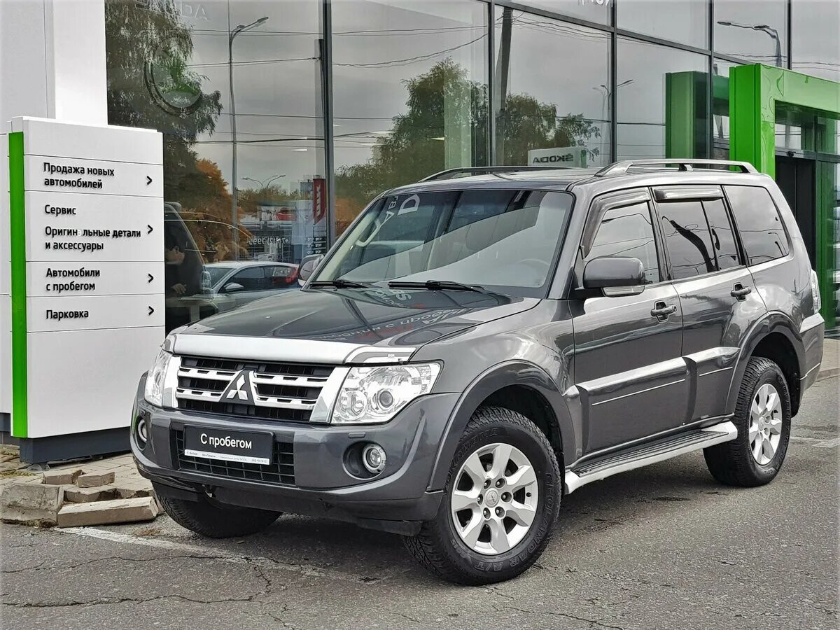 Митсубиси Паджеро 4. Mitsubishi Pajero 2013. Мицубиси Паджеро 2013г. Mitsubishi Pajero IV Рестайлинг 1 ,2013.