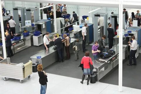 Досмотр в аэропорту домодедово