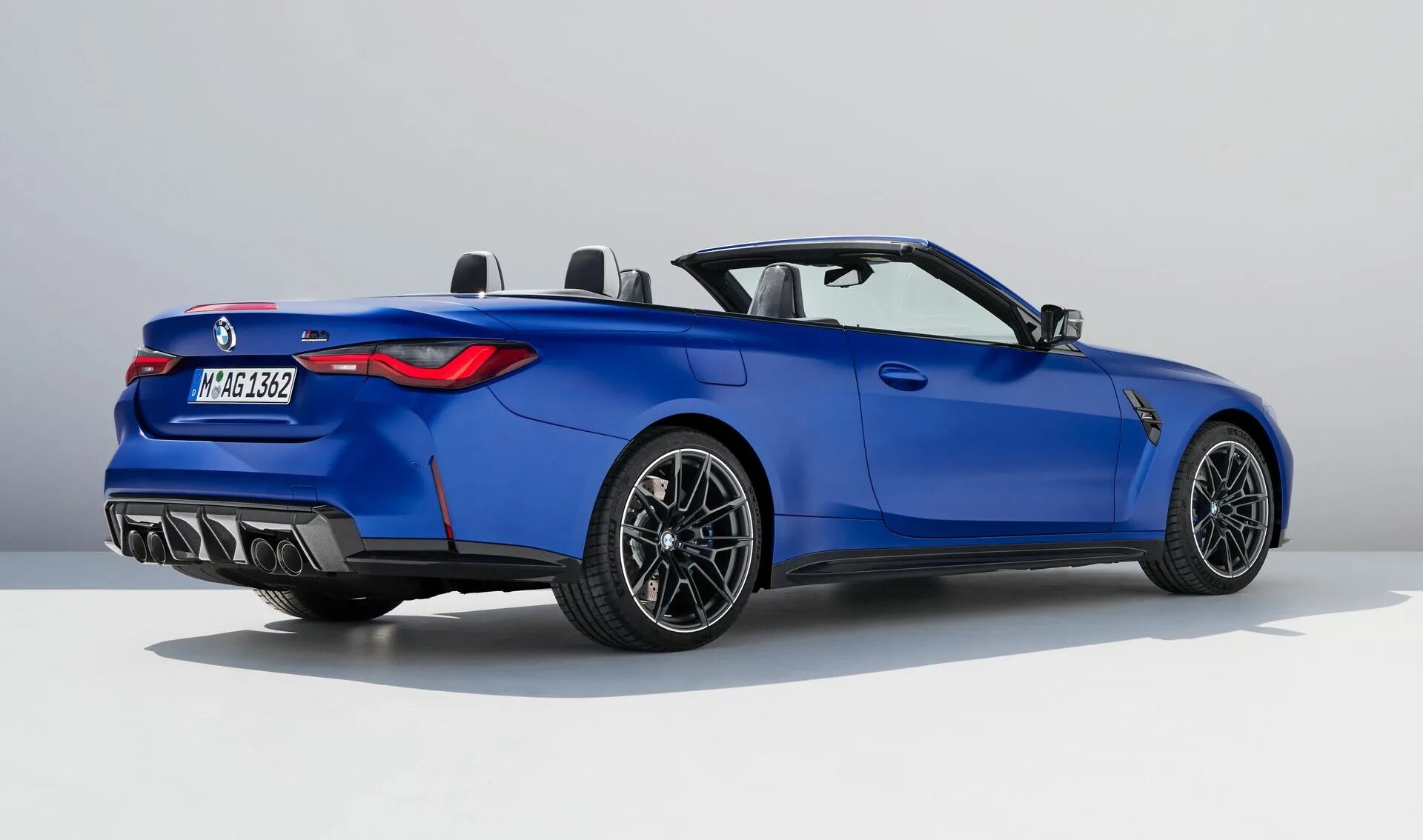 Бмв м4 кабриолет. BMW m4 g82 Cabrio. BMW m4 Competition кабриолет. BMW m4 2022. BMW m4 Cabrio 2022.