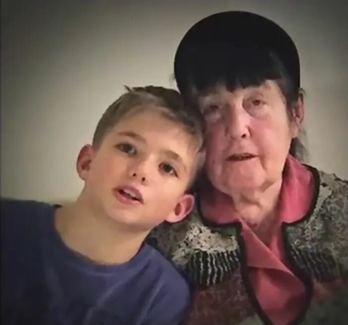 Певцов отец. Ноэми роберт мама певцова. Дмитрий певцов 1986. Певцов отец. Певцов отец.