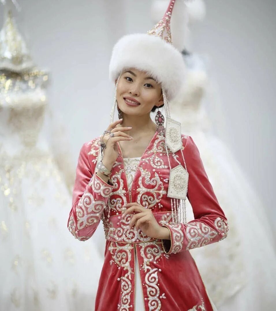 Казахский народный костюм