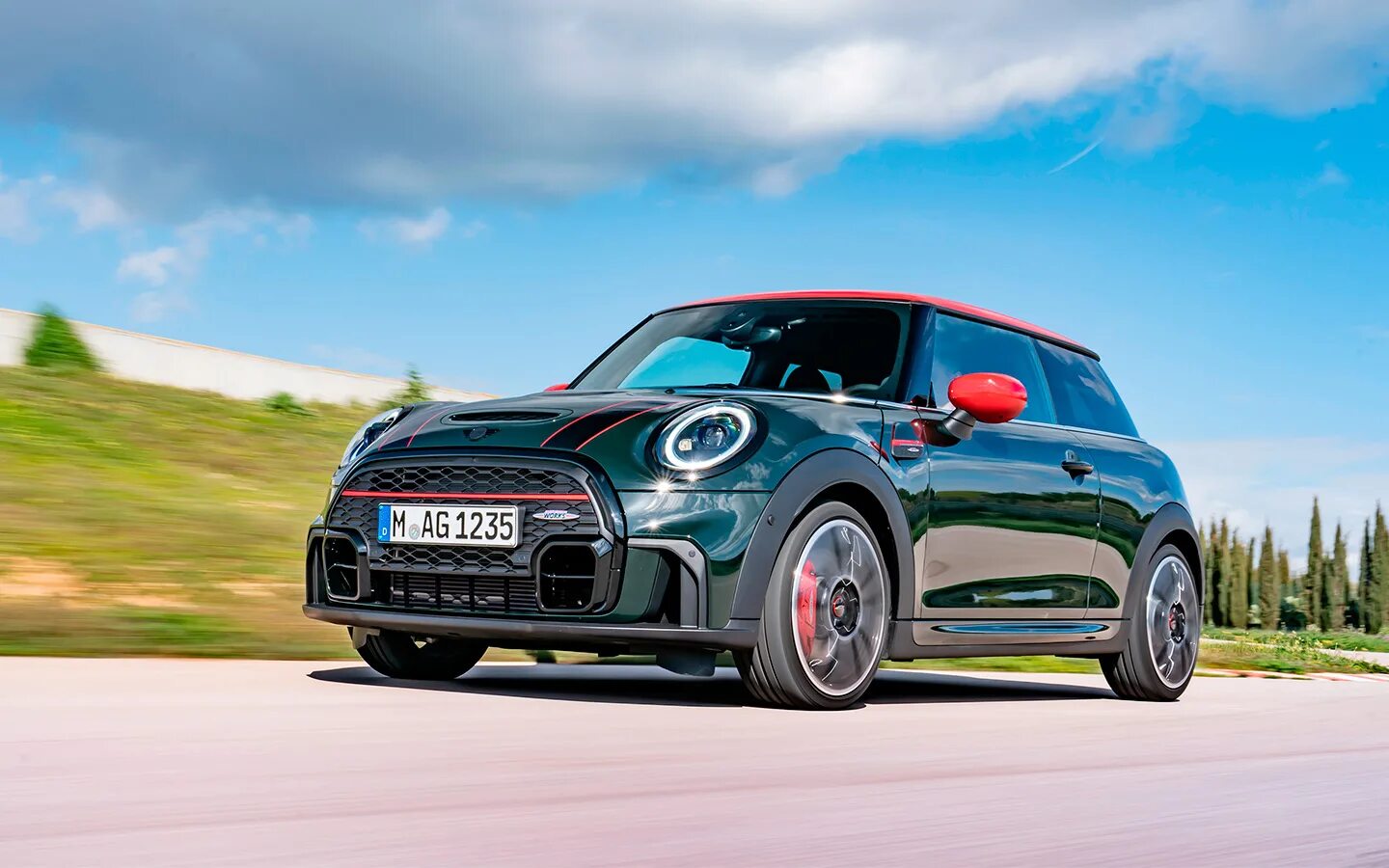 Ch cooper. Мини Купер JCW 2021. Мини Купер Джон Купер Воркс 2021. Mini Cooper John Cooper works 2021. Мини Купер 2022.