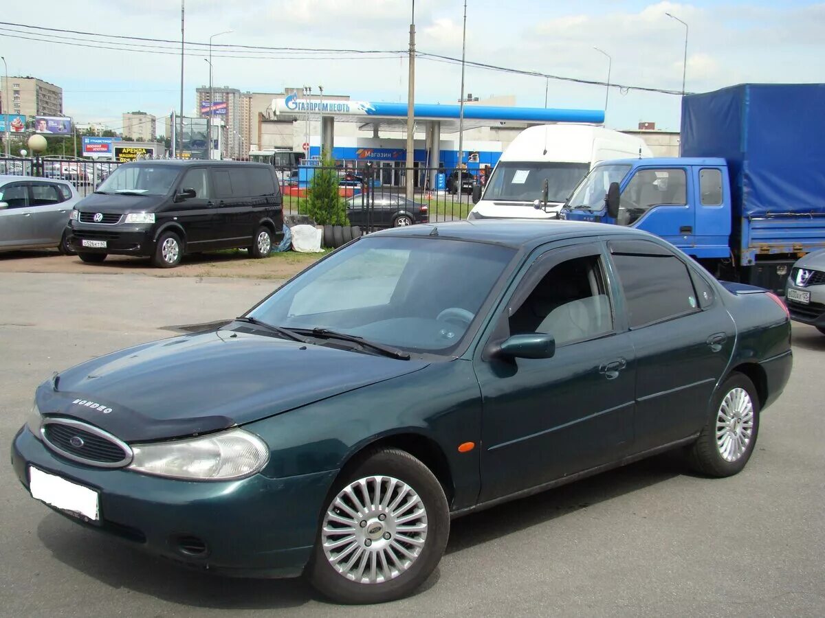 Ford Mondeo 2 1998. Форд Мондео 1998 зеленый. Ford Mondeo 1998. Ford Mondeo 1998 года.