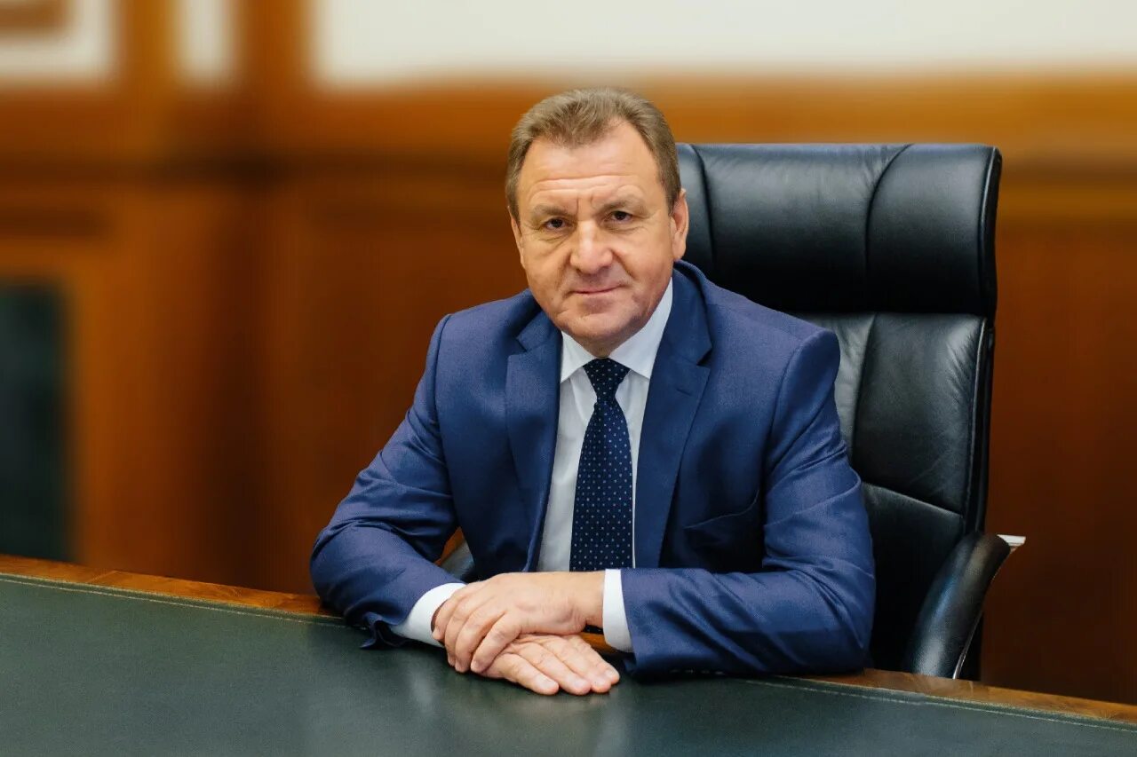 Глава города детям. Глава города ставрополя ульянченко. ульянченко иван иванович. иван ульянченко ставрополь. мэр ставрополя 2025.