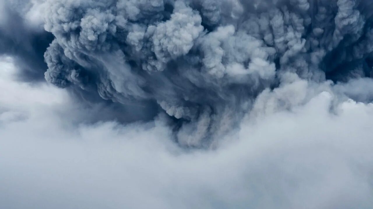 Yunnan Smoke clouds. Ассоциации объектов к примеру дым облако.