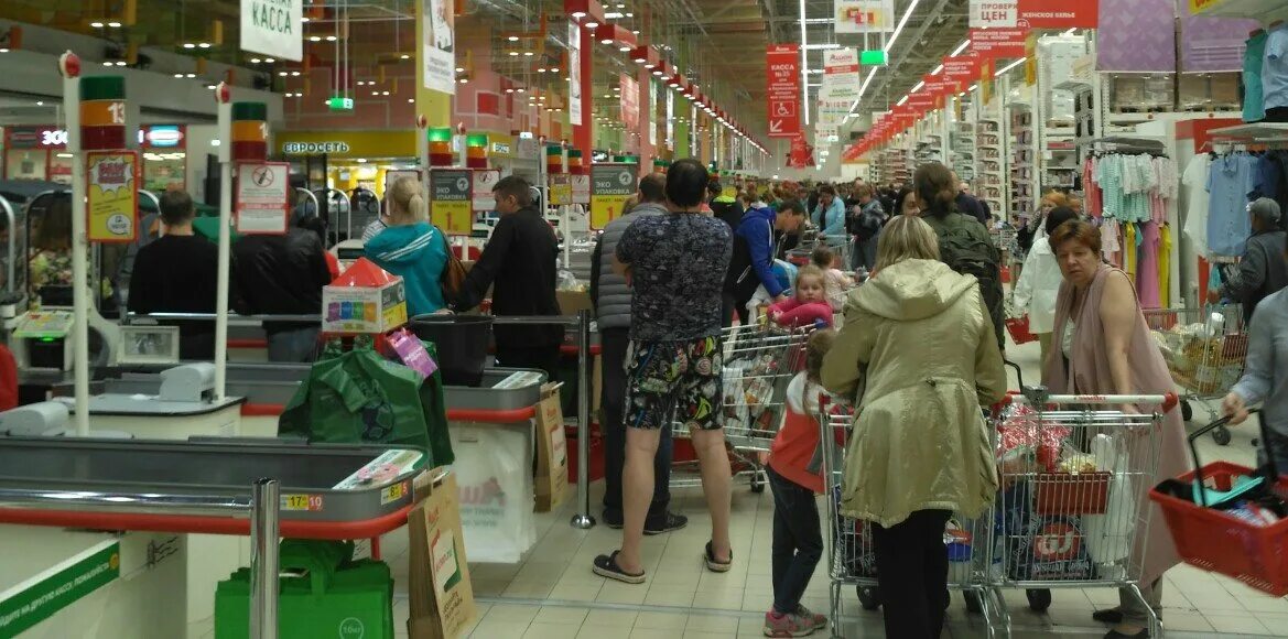В воронежском "Ашане" не будут повышать цены до весны