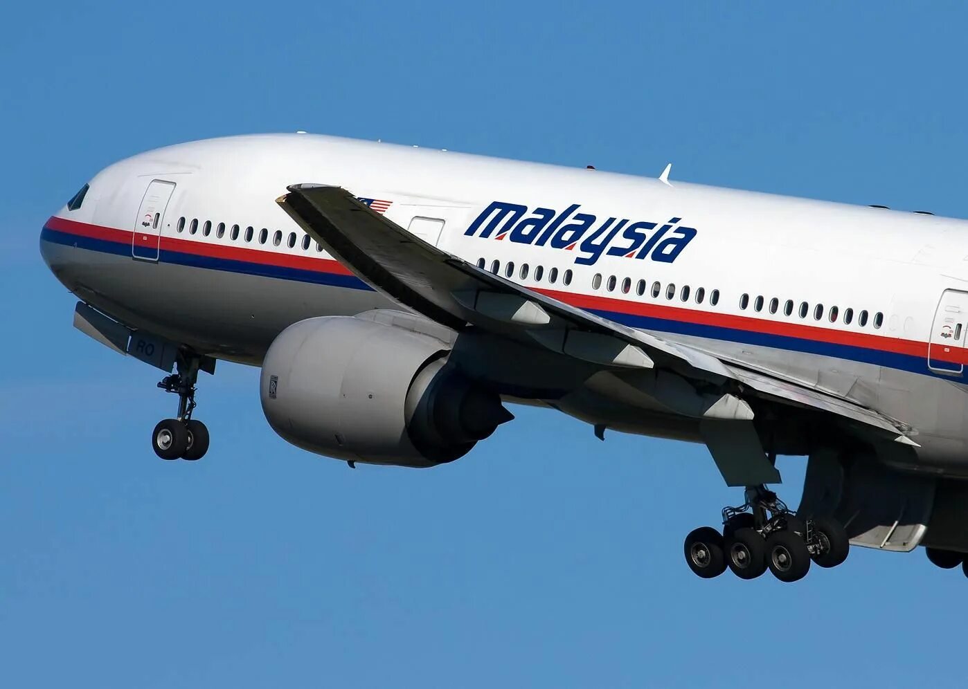 Рейс малайзия 370. Боинг 777 Malaysia. MH 370. Рейс mh370. Boeing 777 mh370.