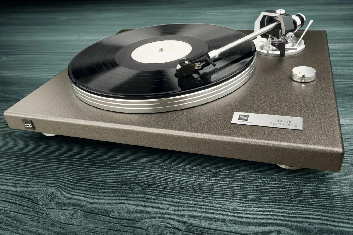 Sandisk 128gb usb type c. Бокс под видеорегистратор. Dual cs600 black high gloss. Dual cs 550. 1 black/silver.