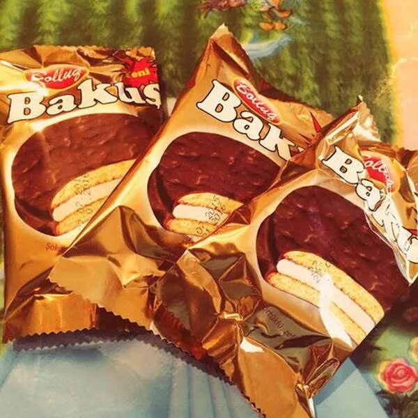 Бакусы печенье. Печенье 90х Бакус. Турецкие шоколадные конфеты. Сладости 90-х годов. Шоколадные конфеты из 90-х.