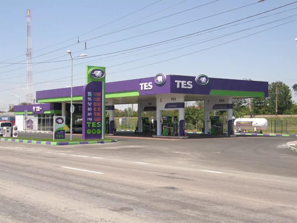 Тэс заправка. Азс тэс крым. Азс тэс крым. Тэс заправка. Азс tes в крыму.