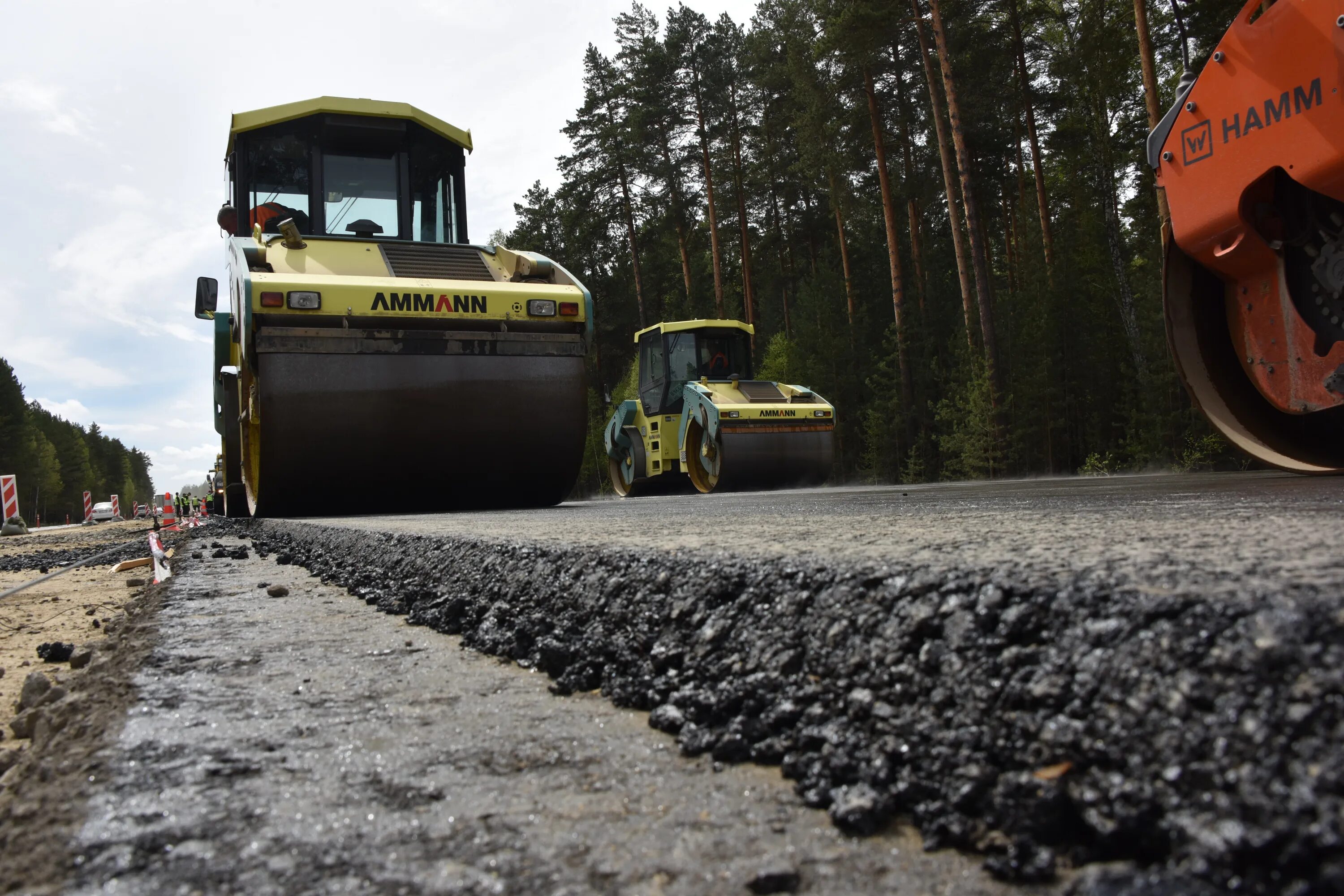 Закрытие дорог в свердловской области 2024. Строительство дорог. Строительство дороги. Ремонт дороги. Муниципальные дороги.