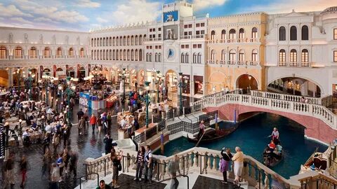Grand shopping