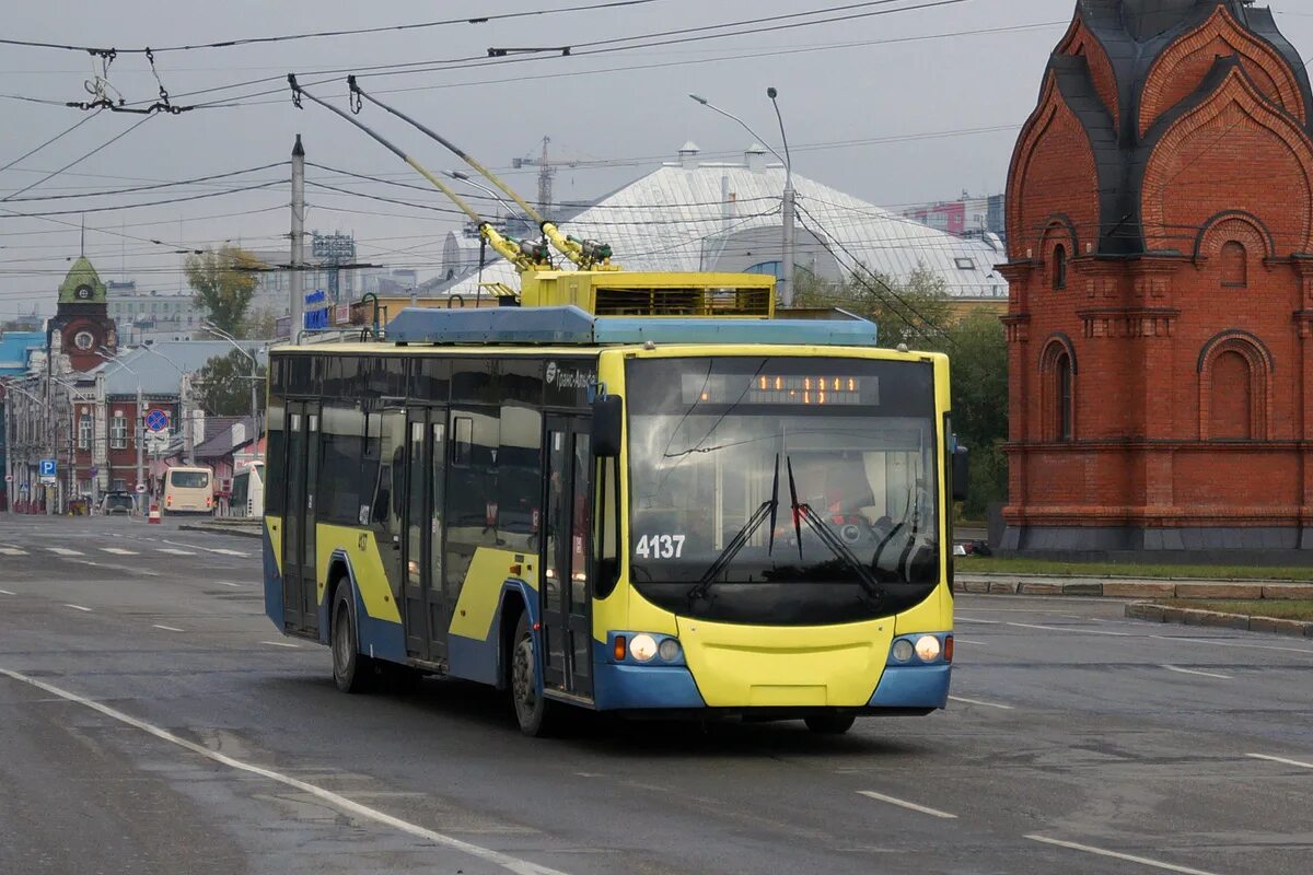 Троллейбусный парк барнаул. Троллейбус 1 барнаул. Троллейбус барнаул. Троллейбус 1 барнаул. Барнаульский троллейбус.