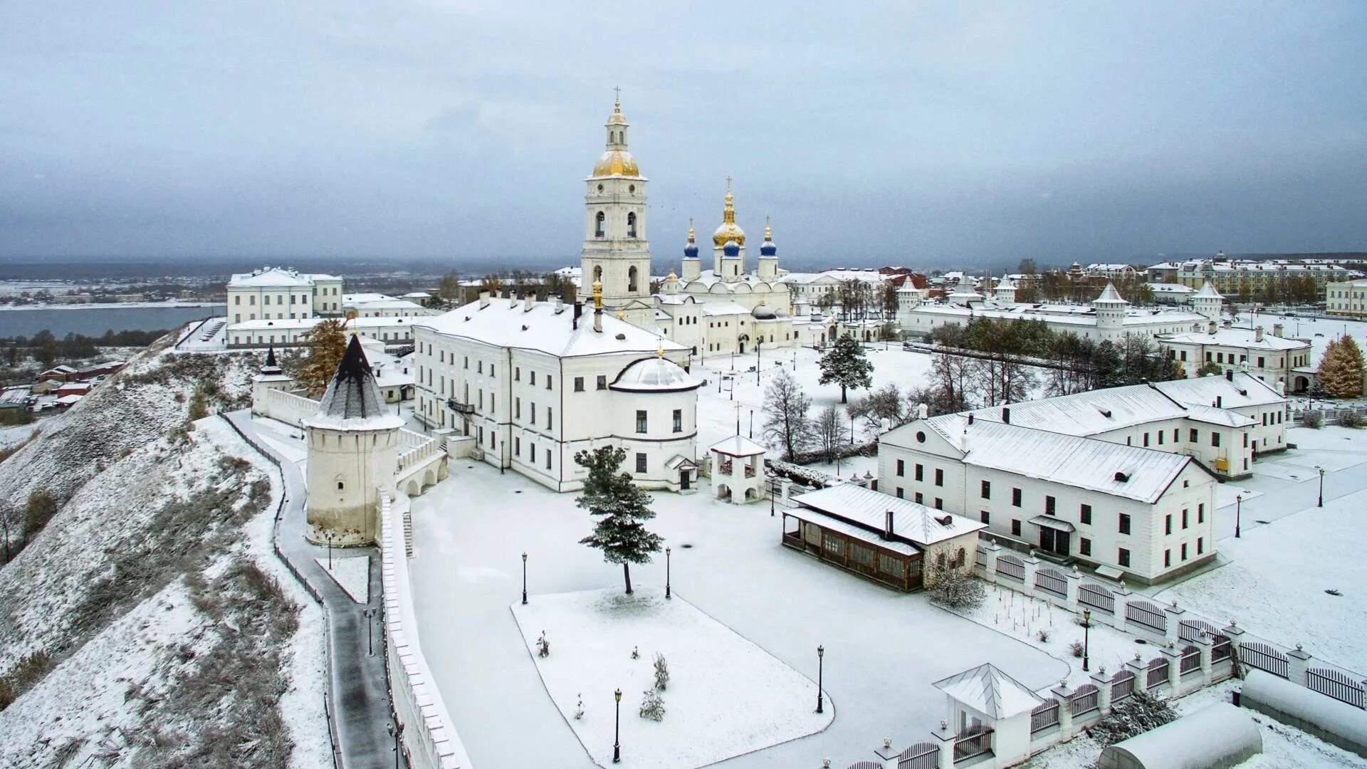 Тобольск абалак расстояние. Тобольский кремль тобольск. тобольский кремль тюмень. тобольск древняя столица сибири. тобольск достопримечательности абалак.