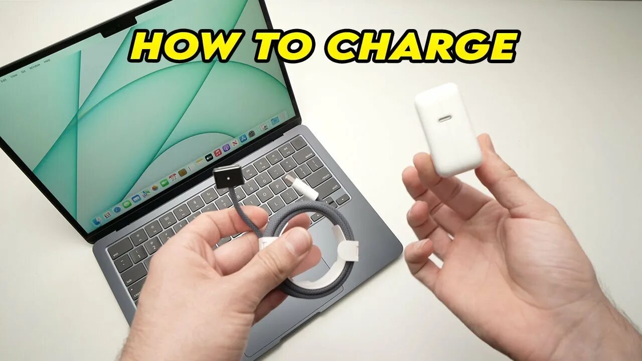Как зарядить macbook. Индикатор заряда macbook. как зарядить macbook air. как понять что макбук заряжается. сколько держит заряд макбук.