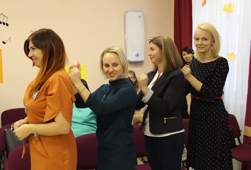 воспитатели красногорское. воспитателя лазурного сада красногорск. кто работает воспитателем в красногорске. конкурсы красногорского дома творчества. воспитатель года красногорск.