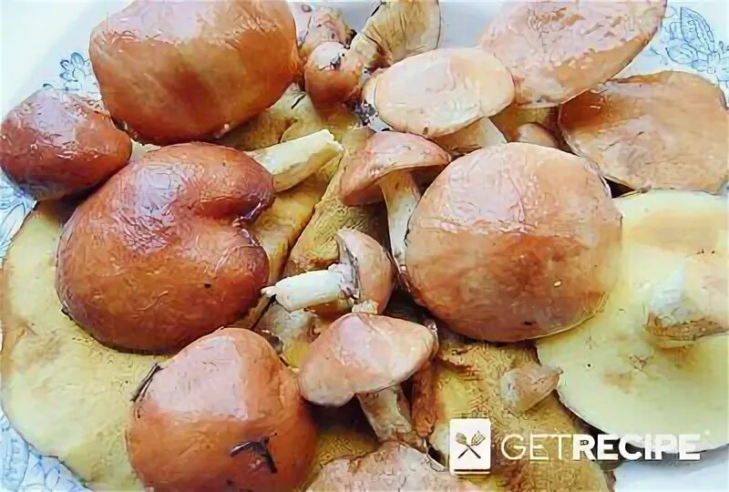 Как обработать маслята для жарки. Жареные маслята со сметаной. жареные маслята в сметане кбжу. как пожарить маслята с картошкой. как обработать маслята после сбора для жарки.