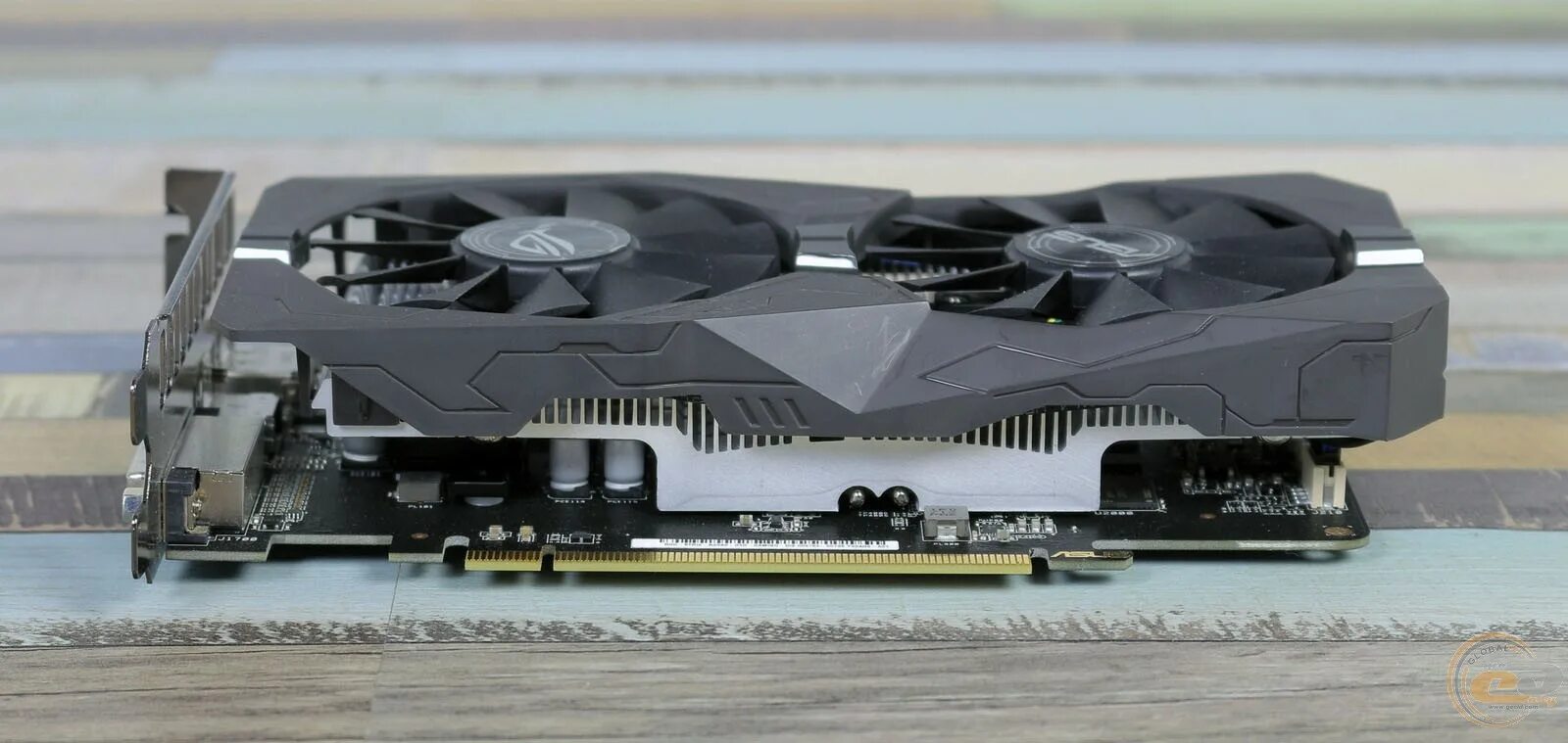 Asus rog strix gaming rx560. ASUS RX 560 4gb ROG Strix. Radeon RX 560 4gb Strix. AFOX Radeon RX 560 4gb. ROG Radeon RX 560 4 ГБ.