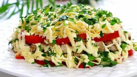 Салат с курицей помидорами сыром огурцами