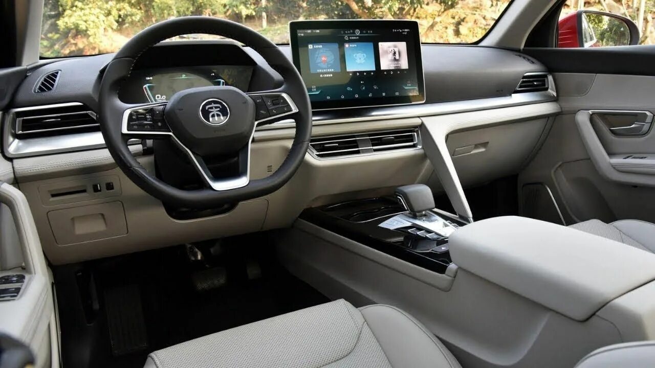 U 5 plus. BYD Song Plus flagship 2023. BYD Song 2023 Plus flagship Interior. BYD Song Plus ev 2023. BYD салон Сонг 2022.