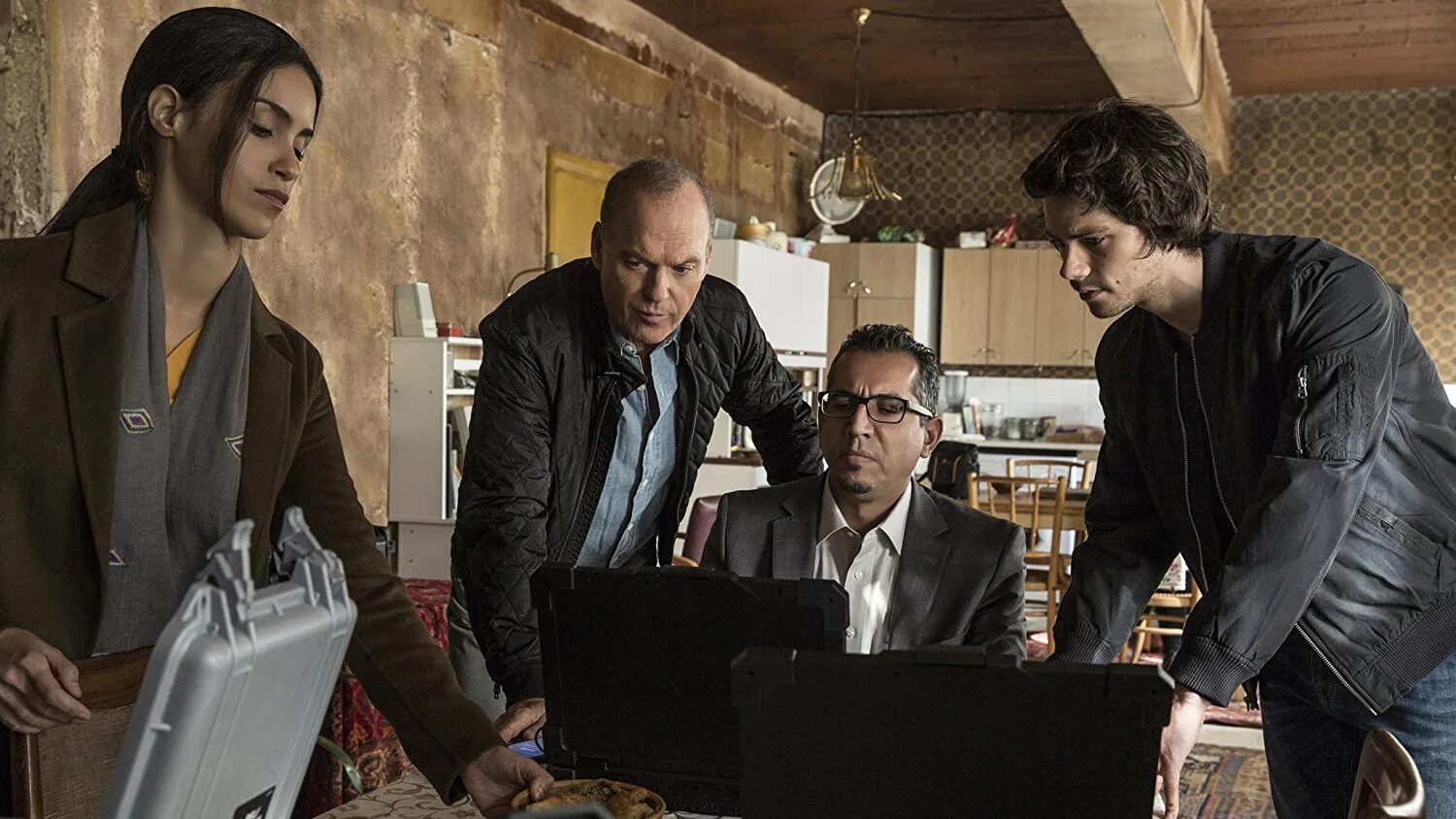 наемник 2017 отзывы. наёмник фильм 2017. митч рэпп наемник. наемник 2017 митч репп фигьм. наёмник фильм 2022.