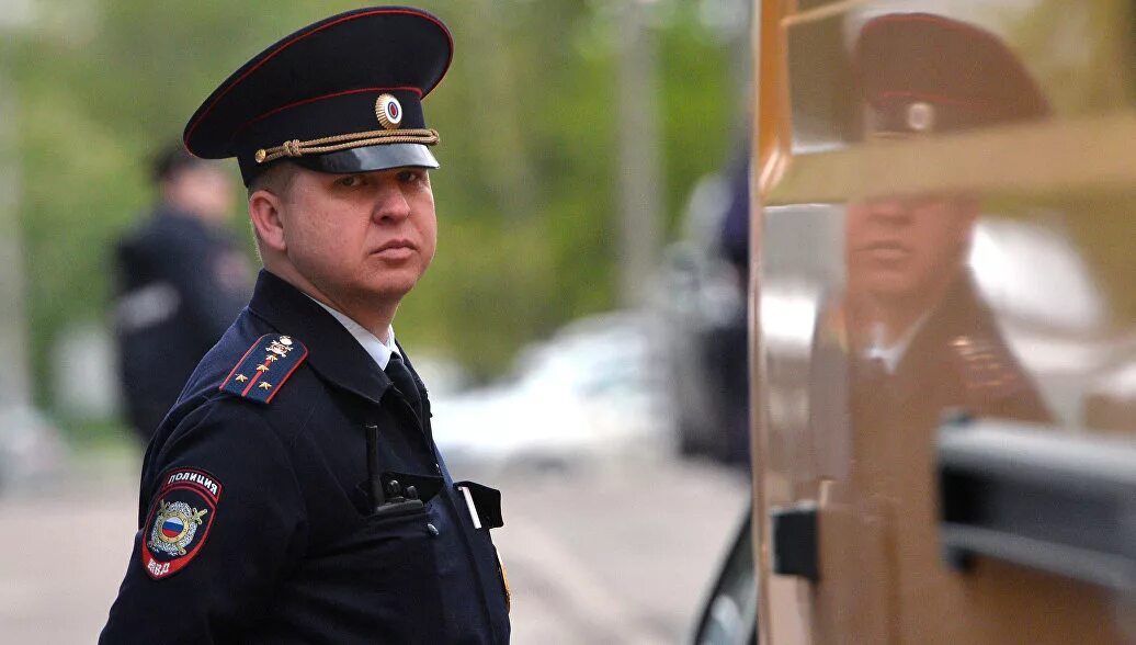 Бывший офицер полиции. Офицер полиции рф. офицер милиции. офицер мвд. офицер российской полиции.