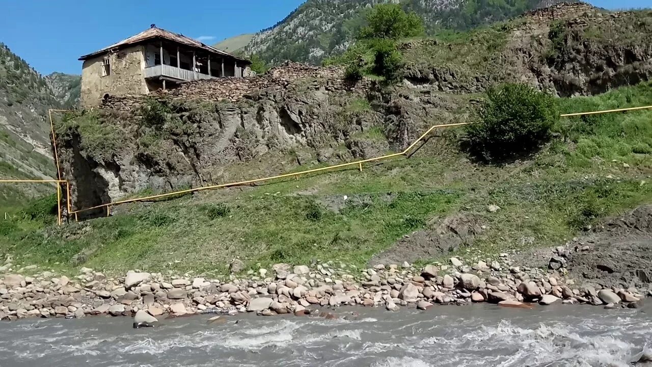 Село ч. Чечня село ушкалой. ушкалой итум-калинского района. село тусхарой итум-калинский район чеченская республика. итум-калинский район ресторан.