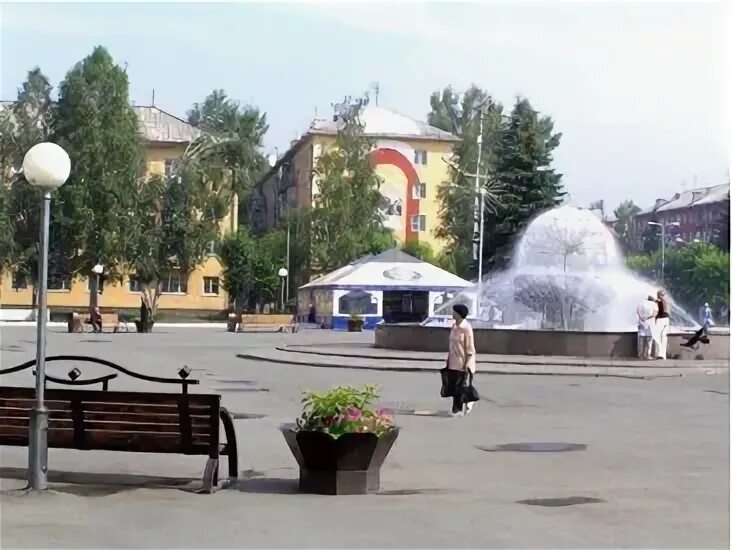 Вода осинники. Осинники площадь города. площадь советов осинники. фонтан осинники. осинники кемеровская область.