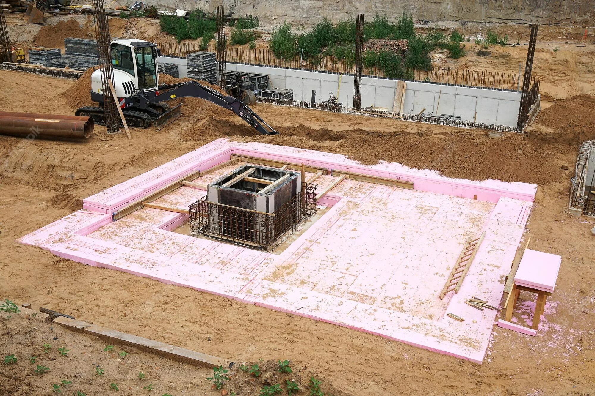 The Foundation Pit. Foundation Pit Concrete. Foundations in a Rammed Pit. Foundation Pit перевод.