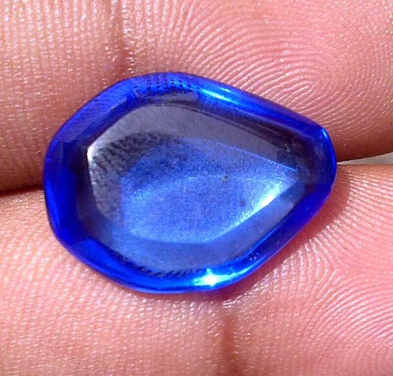 Голубой обсидиан камень. Камень обсидиан синий. Обсидиан синего цвета. Синий обсидиан