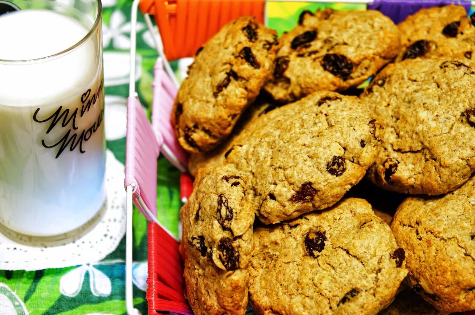 ржаное печенье для диабетиков. печенье из ржаной муки для диабетиков 2 типа. ржаная печенька. ржаное печенье. какао с печеньем фото.