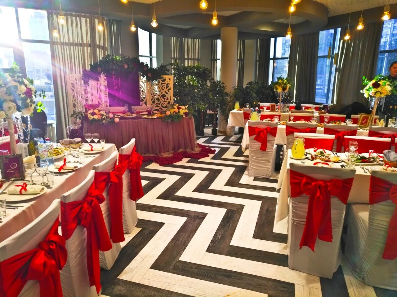 Онегин отель екатеринбург конференц залы. Хаят редженси бальный зал. Гостиница онегин в екатеринбурге. Бц президент екатеринбург. Эрмитаж екатеринбург ресторан на пехотинцев.