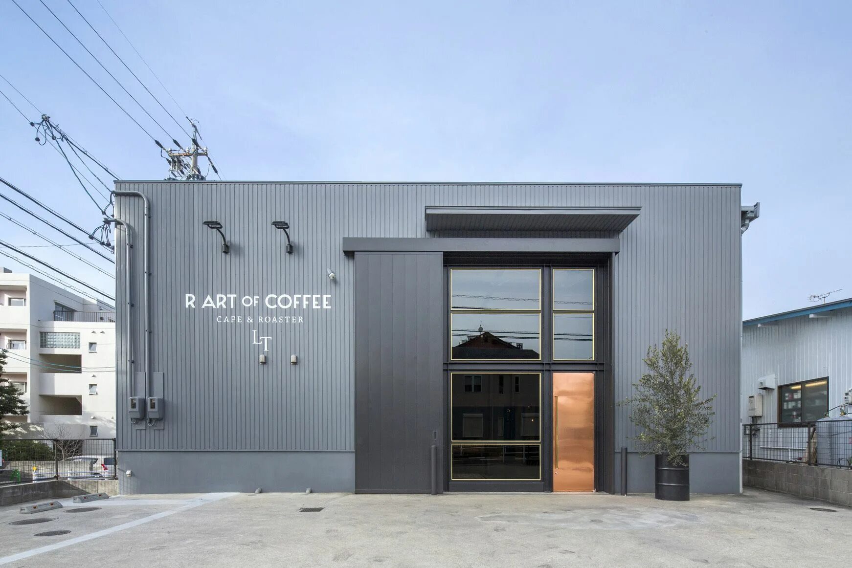 Shop architecture