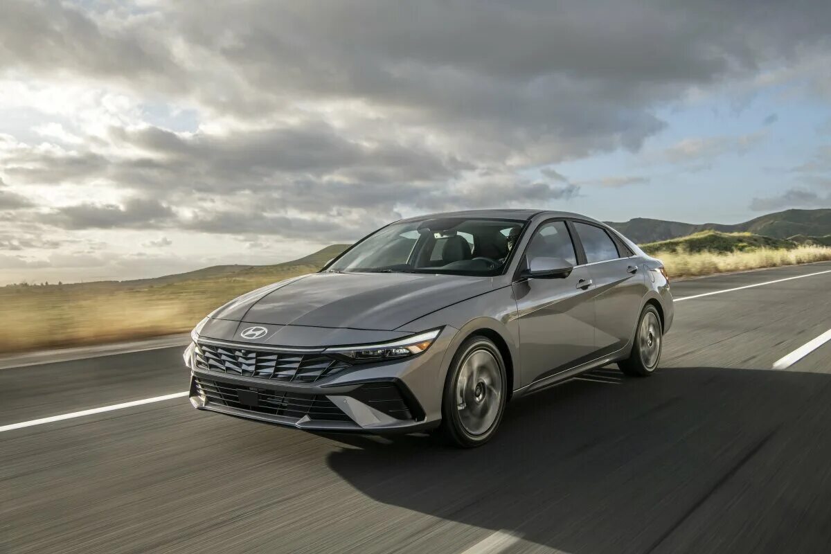 Аzнк 2024. Электромобиль zeekr 001. Аzнк 2024. Hyundai verna 2024. Kaiyi e5.