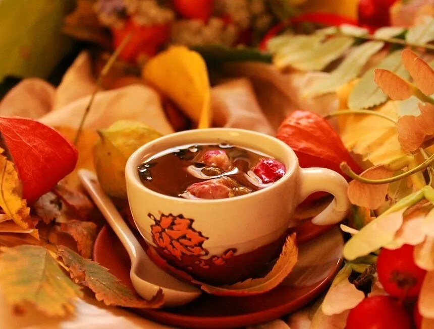 Заваривая чай мне хотелось угостить друзей вкусным. Осенний чай. Осеннее чаепитие. Осень чай. Осень кофе.