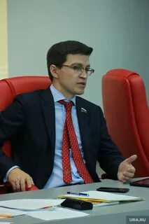 Депутат хмао