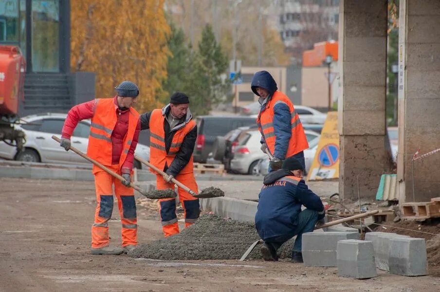 Набережные челны ремонтная. МУП предприятие автомобильных дорог Набережные Челны. МУП пад Набережные Челны. Ремонт дорог в Челнах. Набережные Челны дороги.