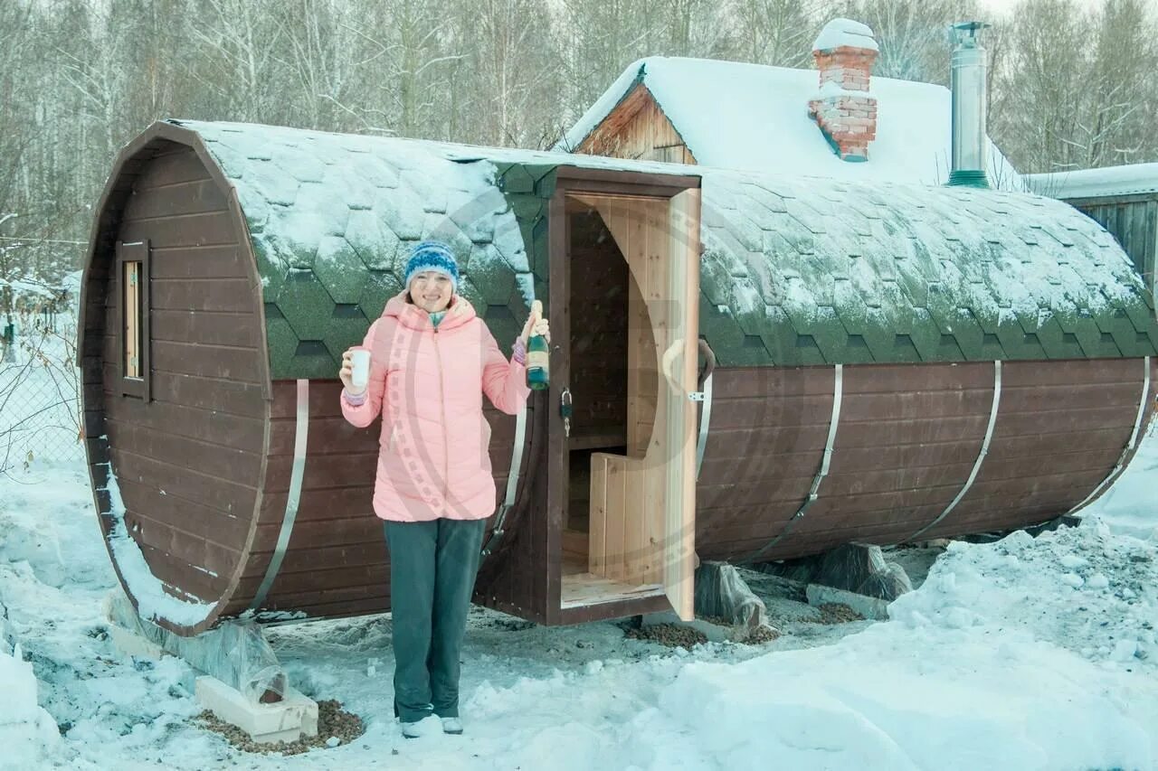 Кедровая баня купить. Банный комплекс Кедровый Усть-Илимск. Кедровая бочка баня. Кедровые бани, Тюмень, Московский тракт. Бани бочки Ханты-Мансийск Чехова 82.