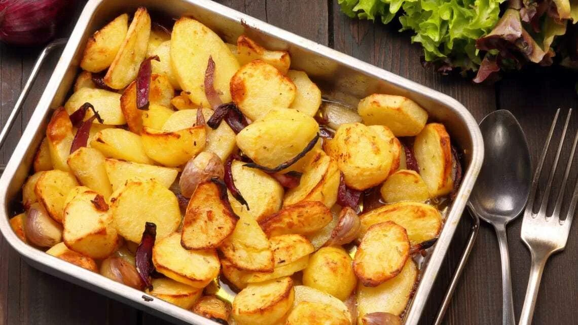 Как вкусно пожарить картошку с салом