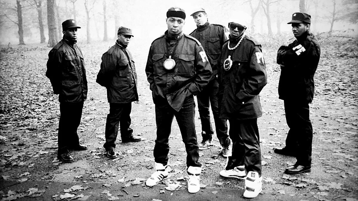 Хип хоп паблик энеми. Enemy took. Public enemy t shirt. Public enemy обложки альбомов. Enemy took.