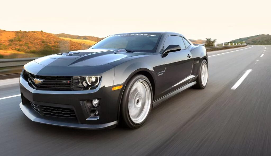 Chevrolet camaro 2012. Chevrolet camaro zl1 2012 жёлтый. Chevrolet camaro zl1. Шевроле камаро zl1 2012. Chevrolet camaro 2012.